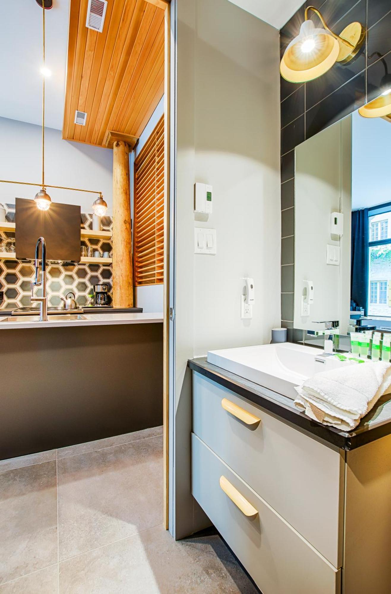Апартаменты Les Lofts Champlain - Par Les Lofts Vieux-Quebec Экстерьер фото